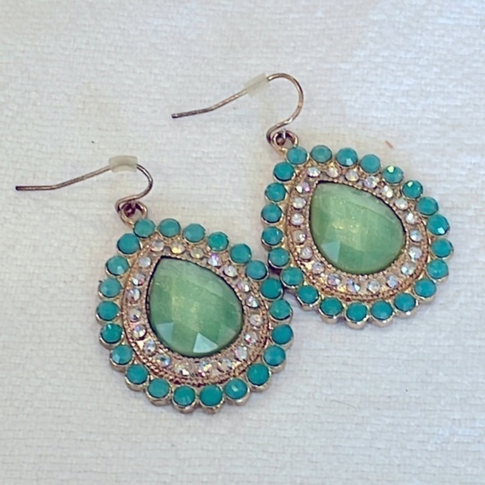 π5/25 mint green teardrop rhinestone large statement earrings